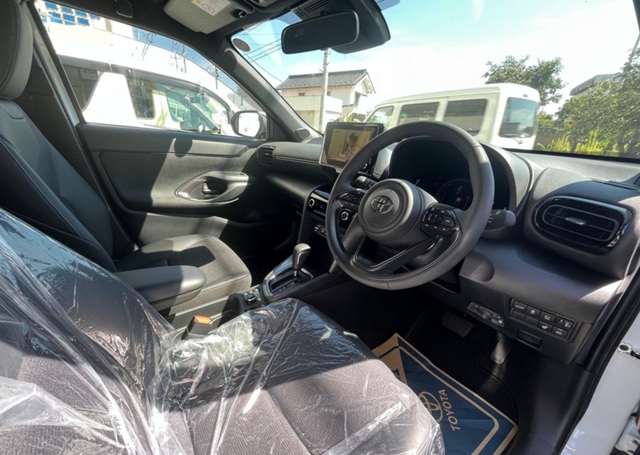 ヤリスクロス 運転席