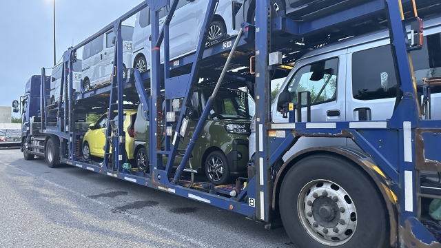 陸送車